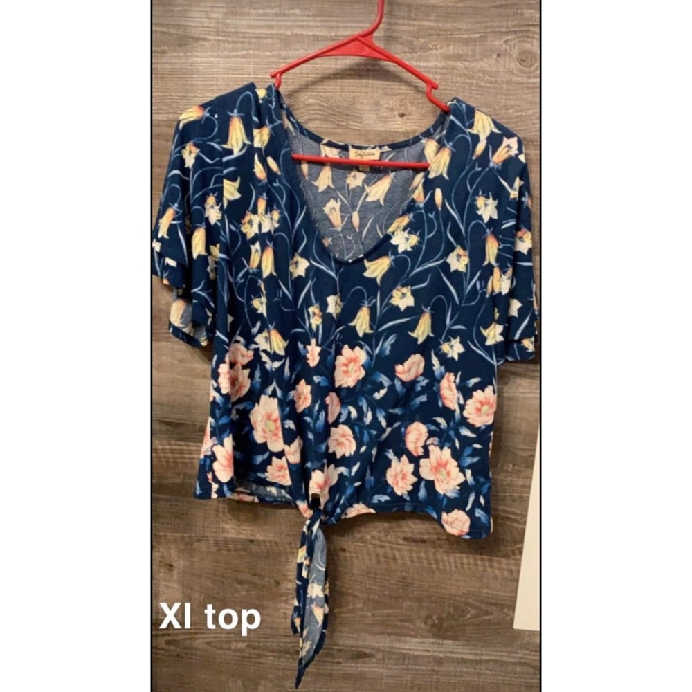 Top with tie at bottom